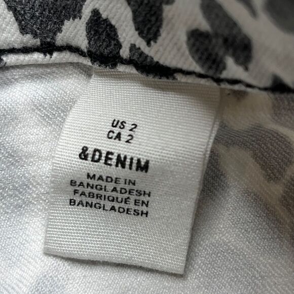 & Denim Leopard Print Denim Mini Skirt White and Black Size 2 - Picture 4 of 5